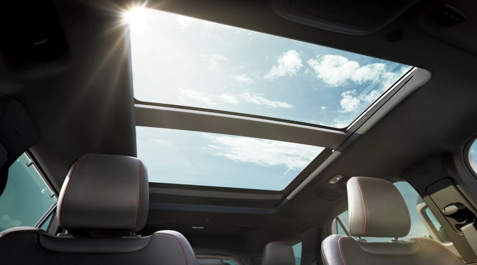 dimensiones interiores Ford Explorer Medidas interiores Ford Explorer