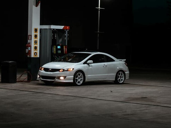 Precio del combustible en gasolinera